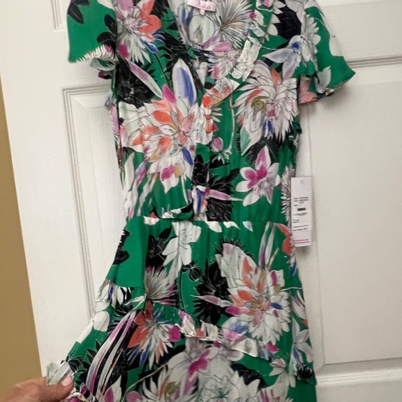 Parker Emerald Hibiscus Dress - Picture 7 of 10